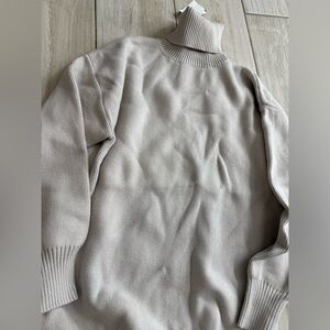 Forever 21 Off-White Ribbed Knit Top